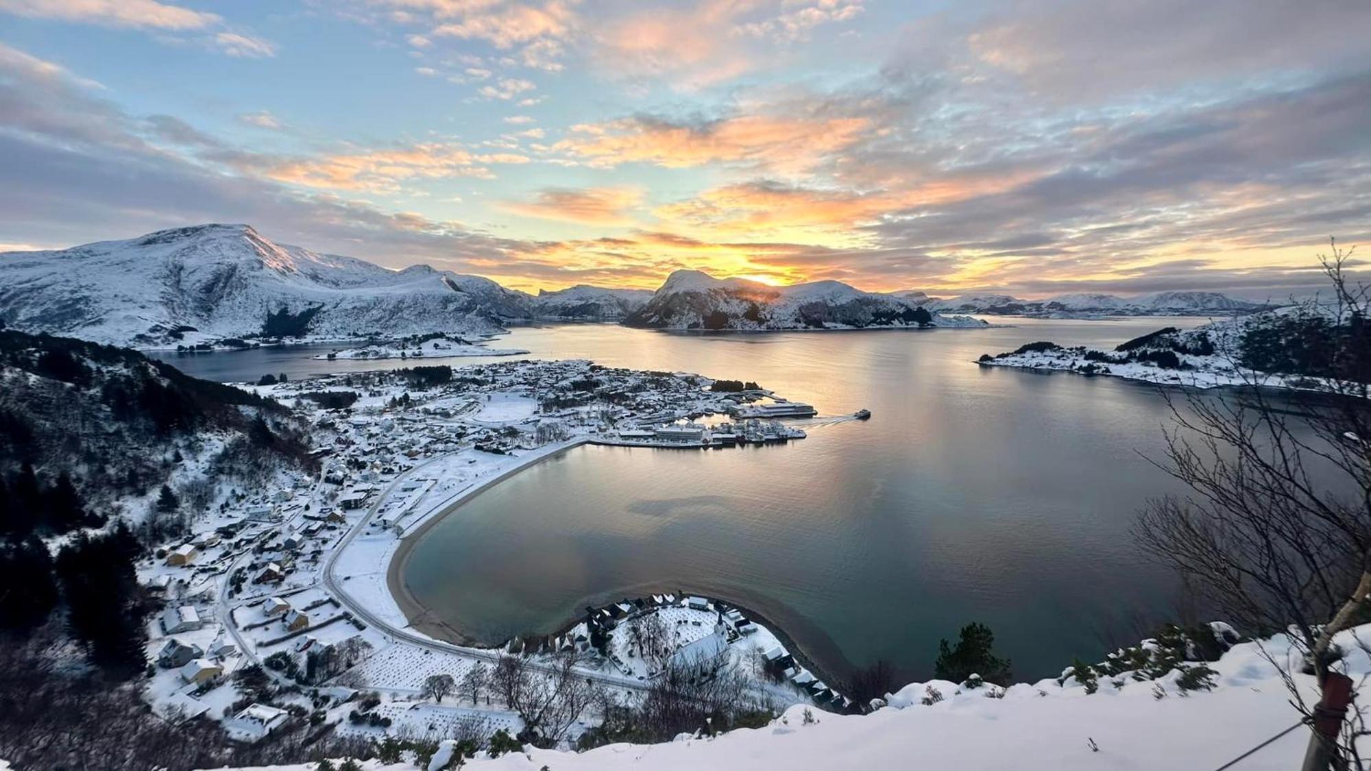 Skogstad Holiday Home Selje Exteriér fotografie